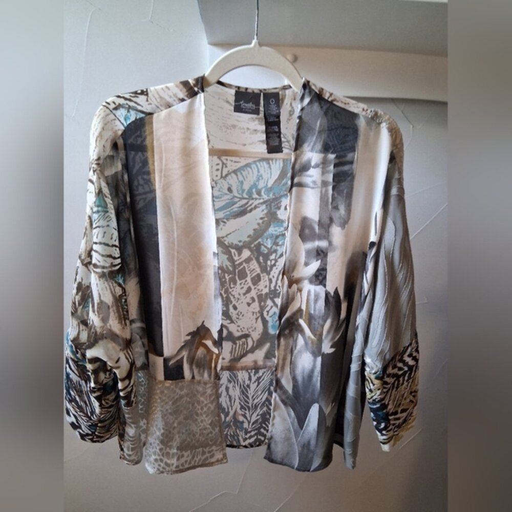 Chico's Traveler Abstract Multicolor Print Kimono Size 0 (S)